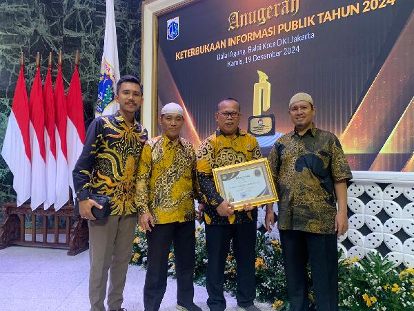SDN Pancoran 01 Menerima Penghargaan Anugerah Keterbukaan Informasi Publik Tahun 2024